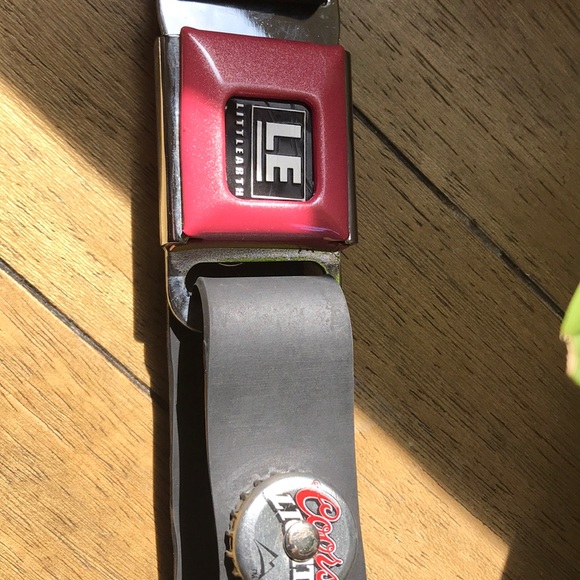 Super cool seat belt/beer caps/bottle opener belt - Picture 1 of 4